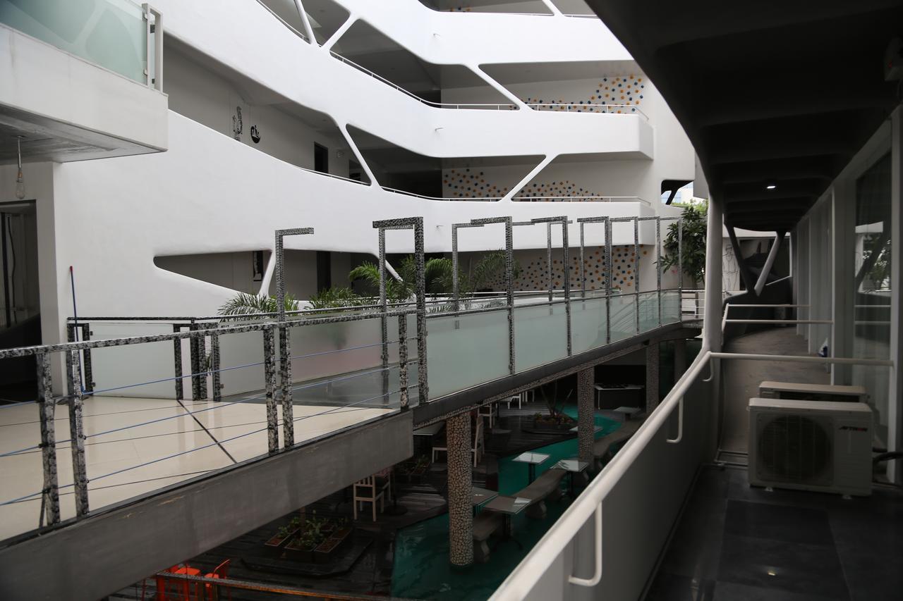 Days Inn & Suites By Wyndham Bengaluru Whitefield Esterno foto