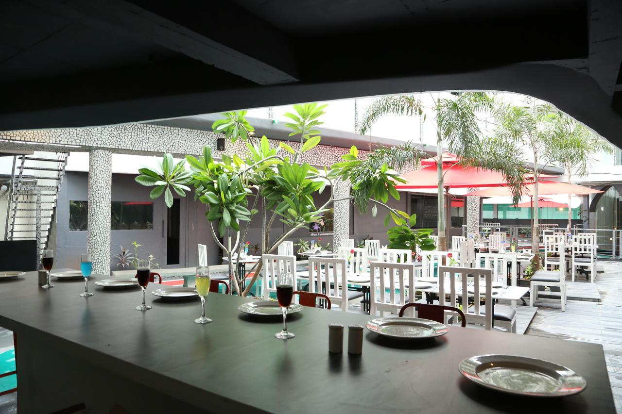 Days Inn & Suites By Wyndham Bengaluru Whitefield Esterno foto