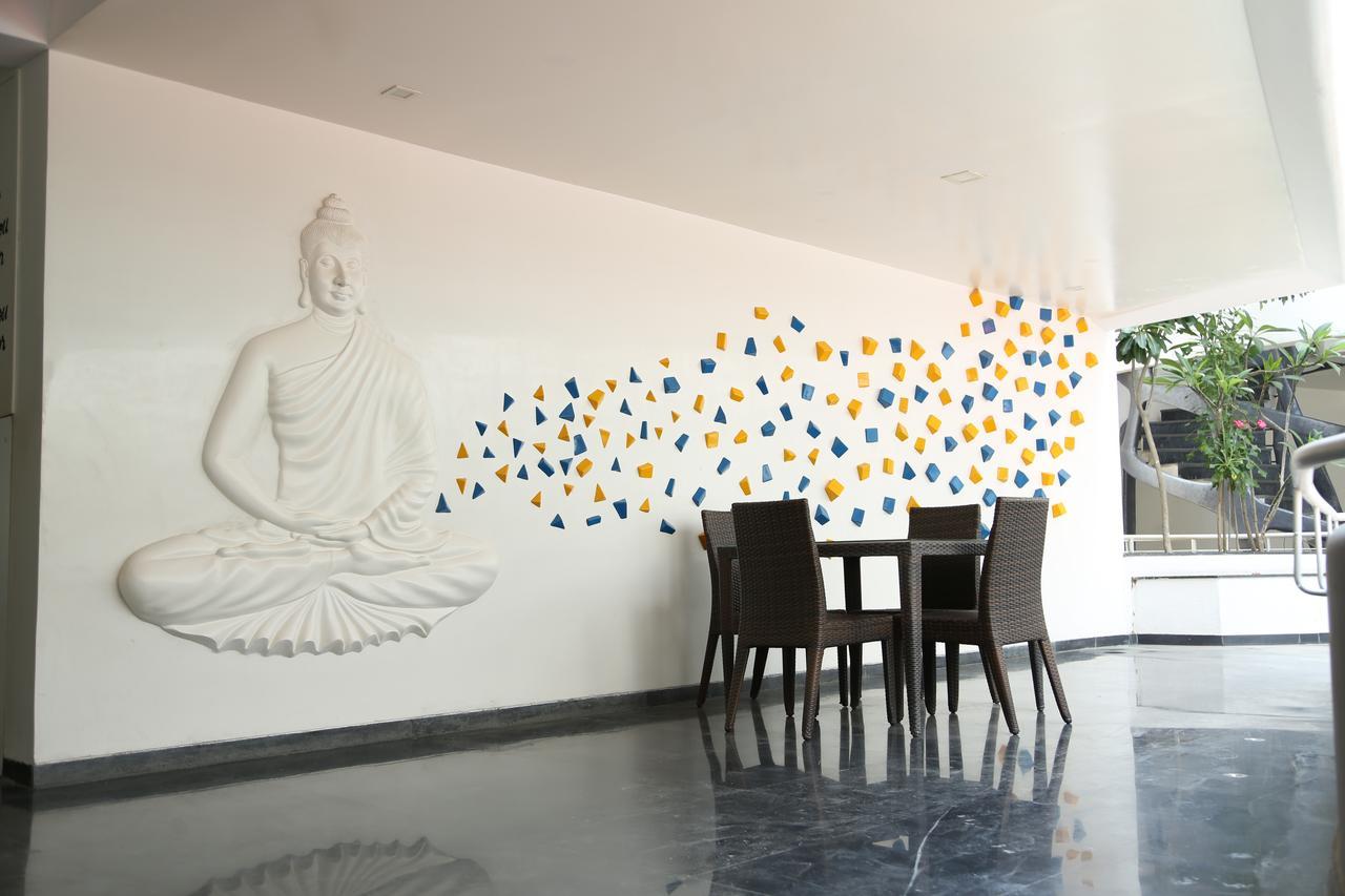 Days Inn & Suites By Wyndham Bengaluru Whitefield Esterno foto