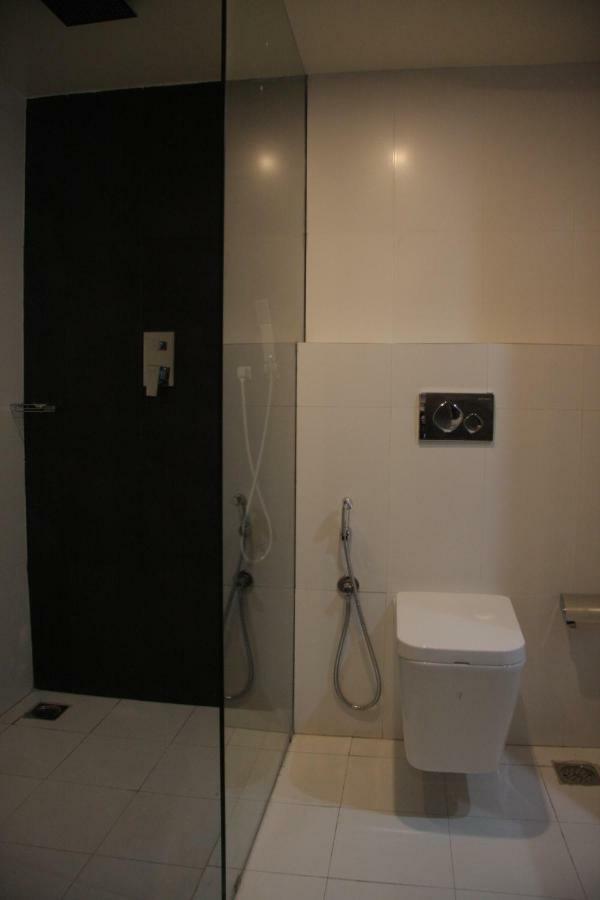 Days Inn & Suites By Wyndham Bengaluru Whitefield Esterno foto